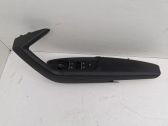 Front door interior handle trim