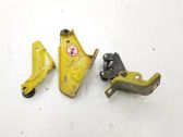 Roller guide/hinge set
