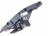 Front bumper mounting bracket