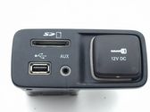 Enchufe de 12V (delantero)