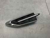 Moulure, baguette/bande protectrice d'aile