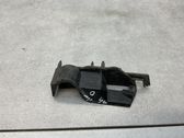 Front bumper mounting bracket