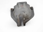 Engine mounting bracket