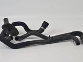 Tuyau de liquide de refroidissement moteur