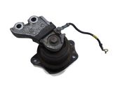 Engine mount vacuum valve