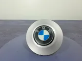 R17 wheel hub/cap/trim