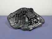 Engine bonnet/hood sound/heat insulation