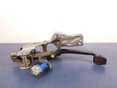Accelerator throttle pedal