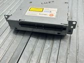 Radio / CD-Player / DVD-Player / Navigation