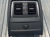 Rear air vent grill