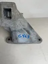 Engine mounting bracket