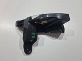 Rear bumper mounting bracket