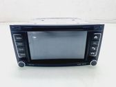 Radio/CD/DVD/GPS head unit
