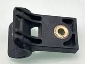 Radiator mount bracket