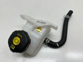 Brake fluid reservoir