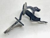 Tailgate/trunk/boot hinge