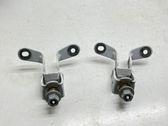 Loading door hinge set