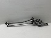Tringlerie et moteur d'essuie-glace avant