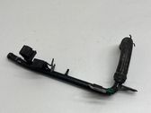 Tuyau de liquide de refroidissement moteur