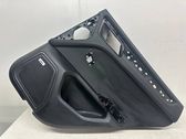 Moldura del tarjetero de la puerta trasera
