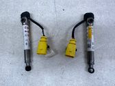 Engine bonnet/hood hinges