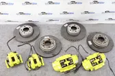 Brake discs and calipers set