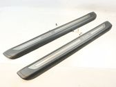 Side skirt front trim