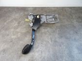 Clutch pedal mounting bracket assembly