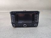 Radio / CD-Player / DVD-Player / Navigation