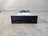 Radio/CD/DVD/GPS-pääyksikkö