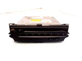 Radio / CD-Player / DVD-Player / Navigation
