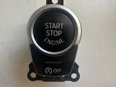 Bouton poussoir de démarrage du moteur