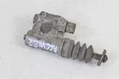 Clutch slave cylinder