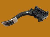 Accelerator throttle pedal