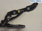 Tailgate/trunk/boot hinge