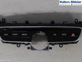 Radio / CD-Player / DVD-Player / Navigation