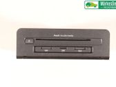 Радио/ проигрыватель CD/DVD / навигация