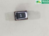 Tailgate/boot open switch button