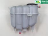 Vase d'expansion / réservoir de liquide de refroidissement