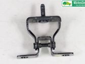 Tailgate/trunk/boot hinge
