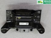 Engine mounting bracket