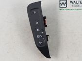 Gear shift selector indicator