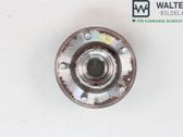 Rear wheel bearing hub