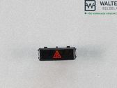 Botón interruptor de luz de peligro