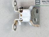 Bisagra inferior puerta delantera