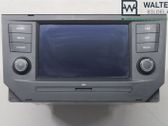 Radio / CD-Player / DVD-Player / Navigation