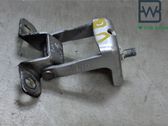 Tailgate/trunk/boot hinge
