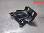 Fender mounting bracket