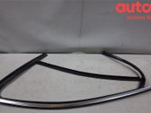 Front door windshield rail