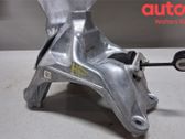 Engine mounting bracket